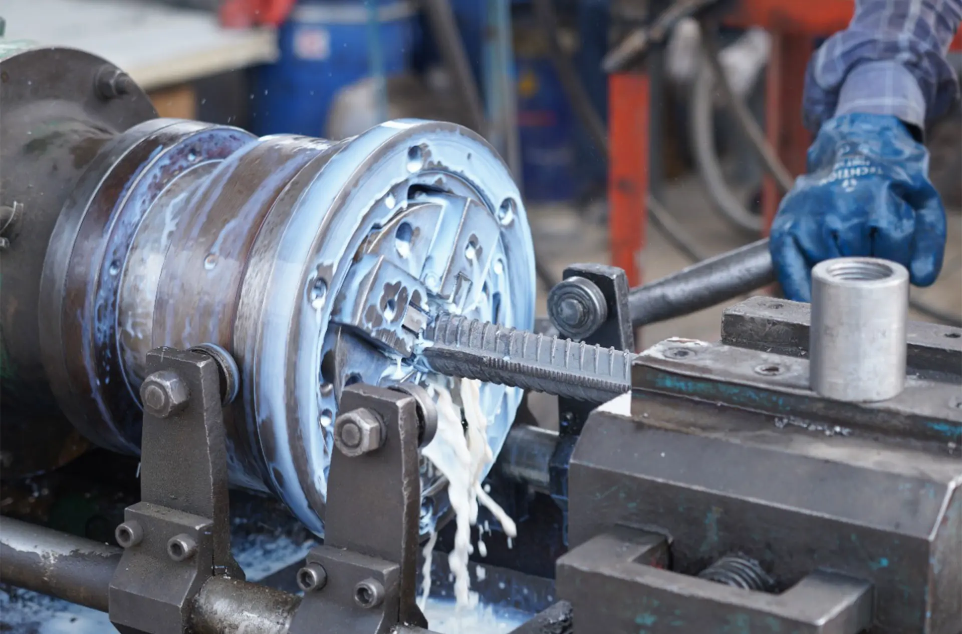 DD Tech machinery background